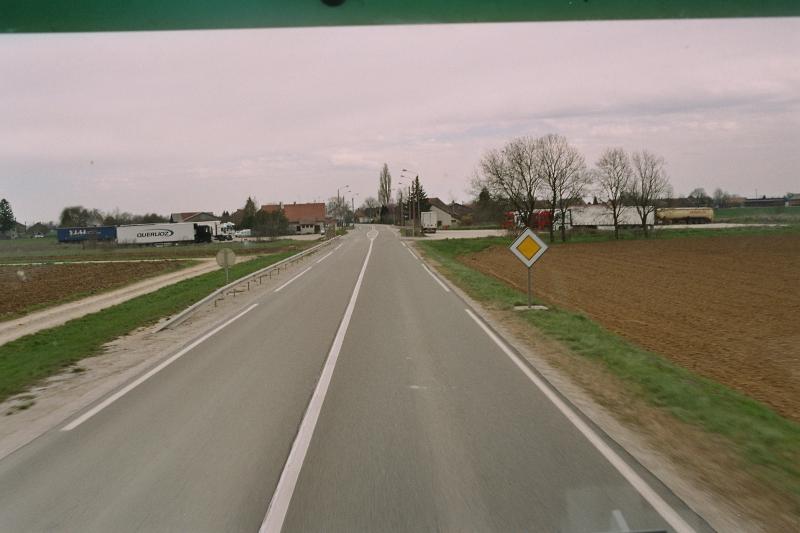 008_9A.jpg