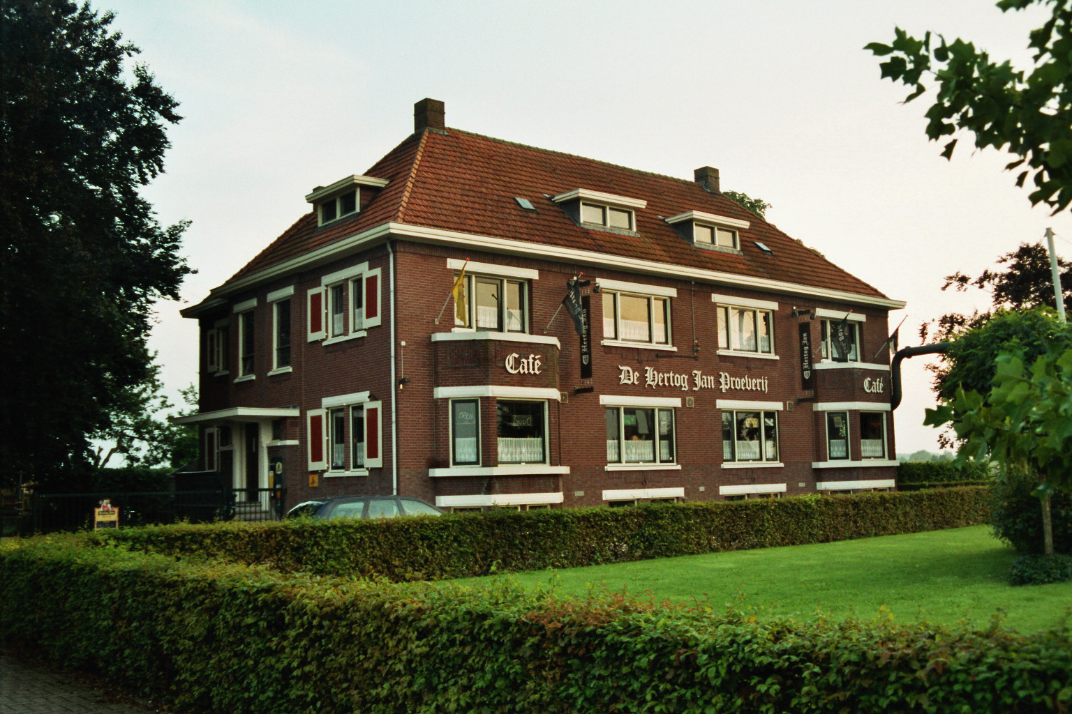 Image008_8.jpg