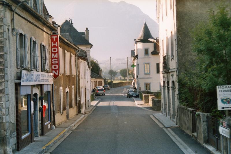 576668_LARGE10.jpg