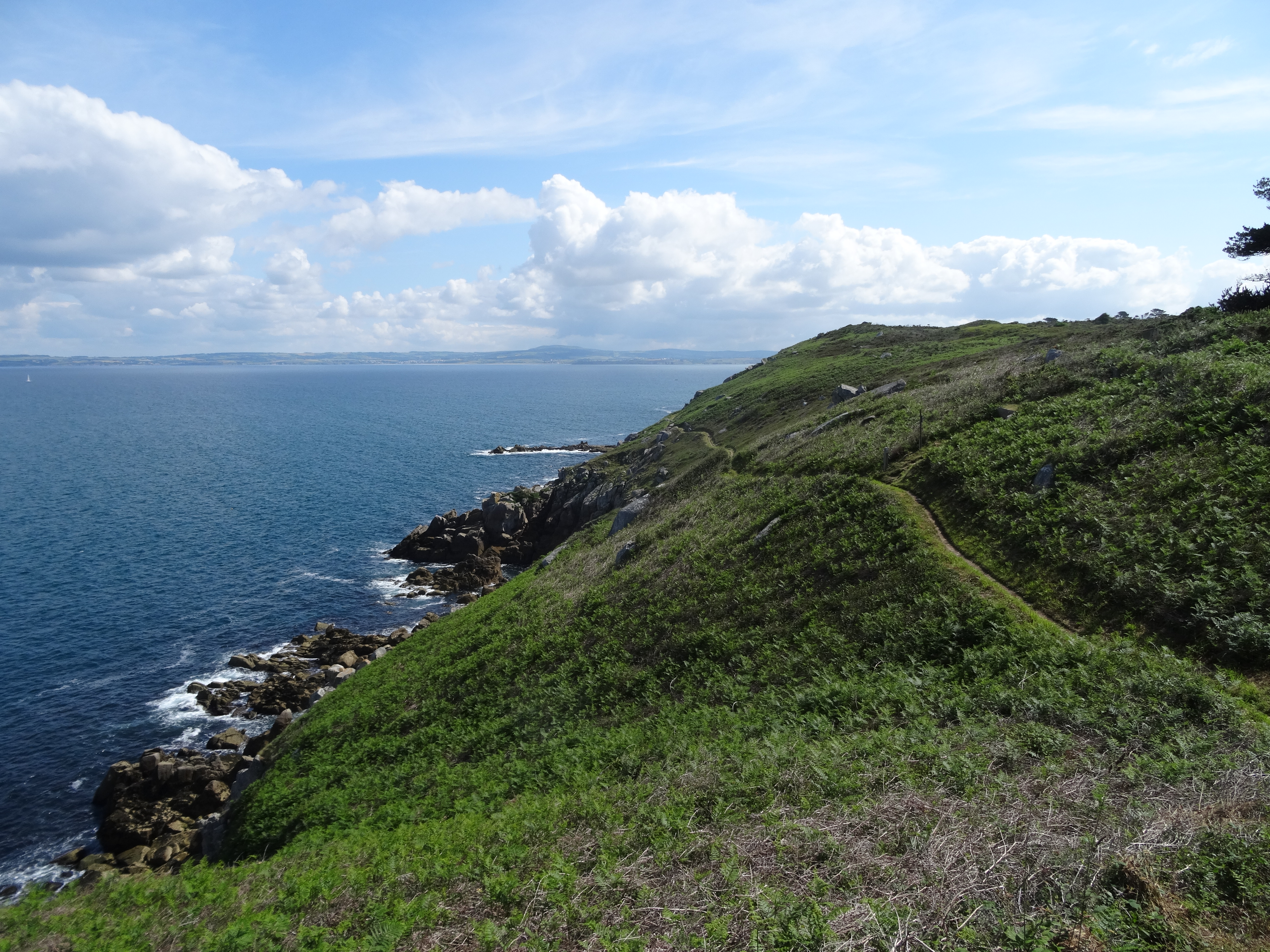 KERLAVAN-POINTE DE MILLIER__ Baie des Trepassees 036.JPG